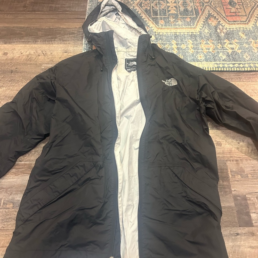 The North Face Men's Charcoal Raincoat